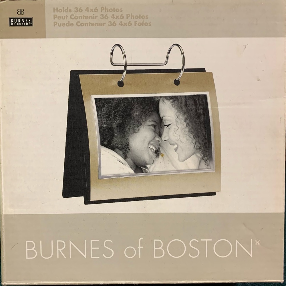 New Burnes of Boston tabletop photo holder - holds 36 4x6 photos